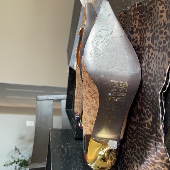 Baby Phat Women’s Gold Brown Slip On High Heels Dress Shoes Size 9 - Picture 7 of 7